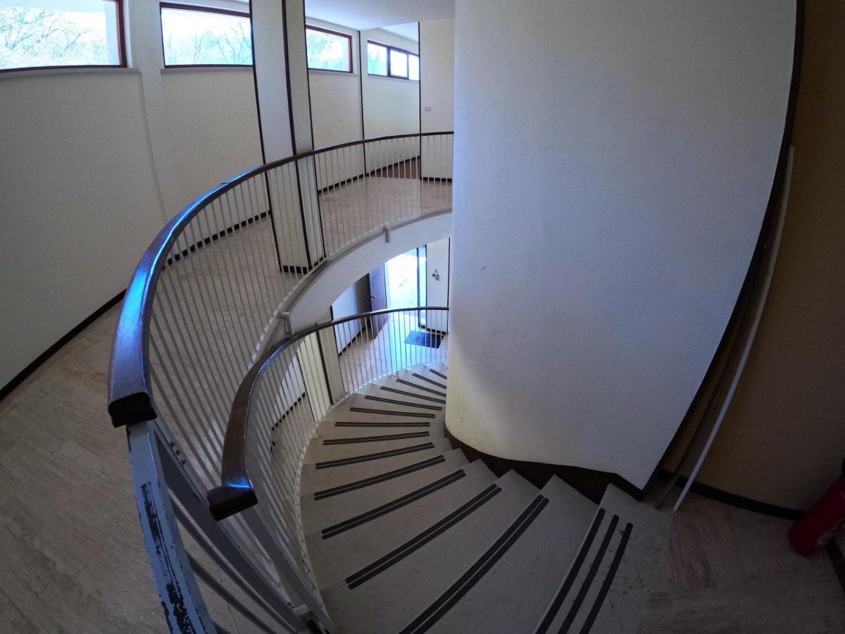 阿尔比萨诺Garda Panoramic House公寓 外观 照片