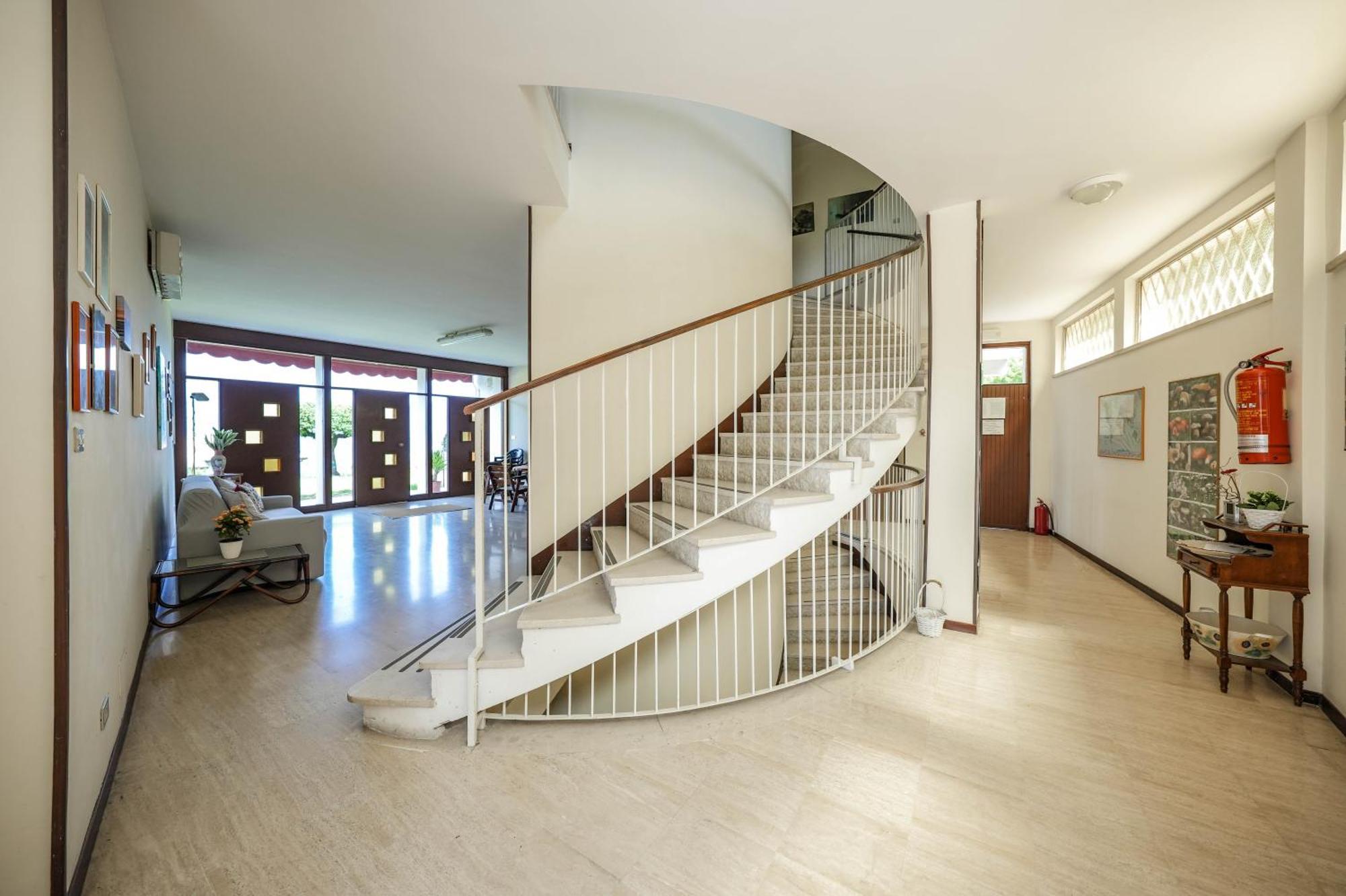 阿尔比萨诺Garda Panoramic House公寓 外观 照片